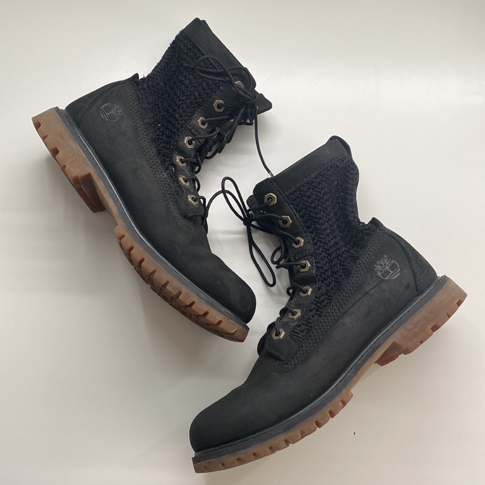 NWOT Black crochet Timberland boots